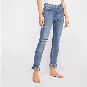 Free People Great Heights Frayed Skinny Jeans